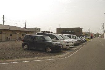Free parking lot