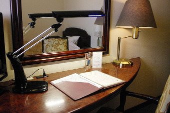 Reading lamp