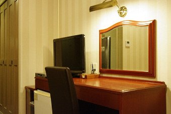 desk photo